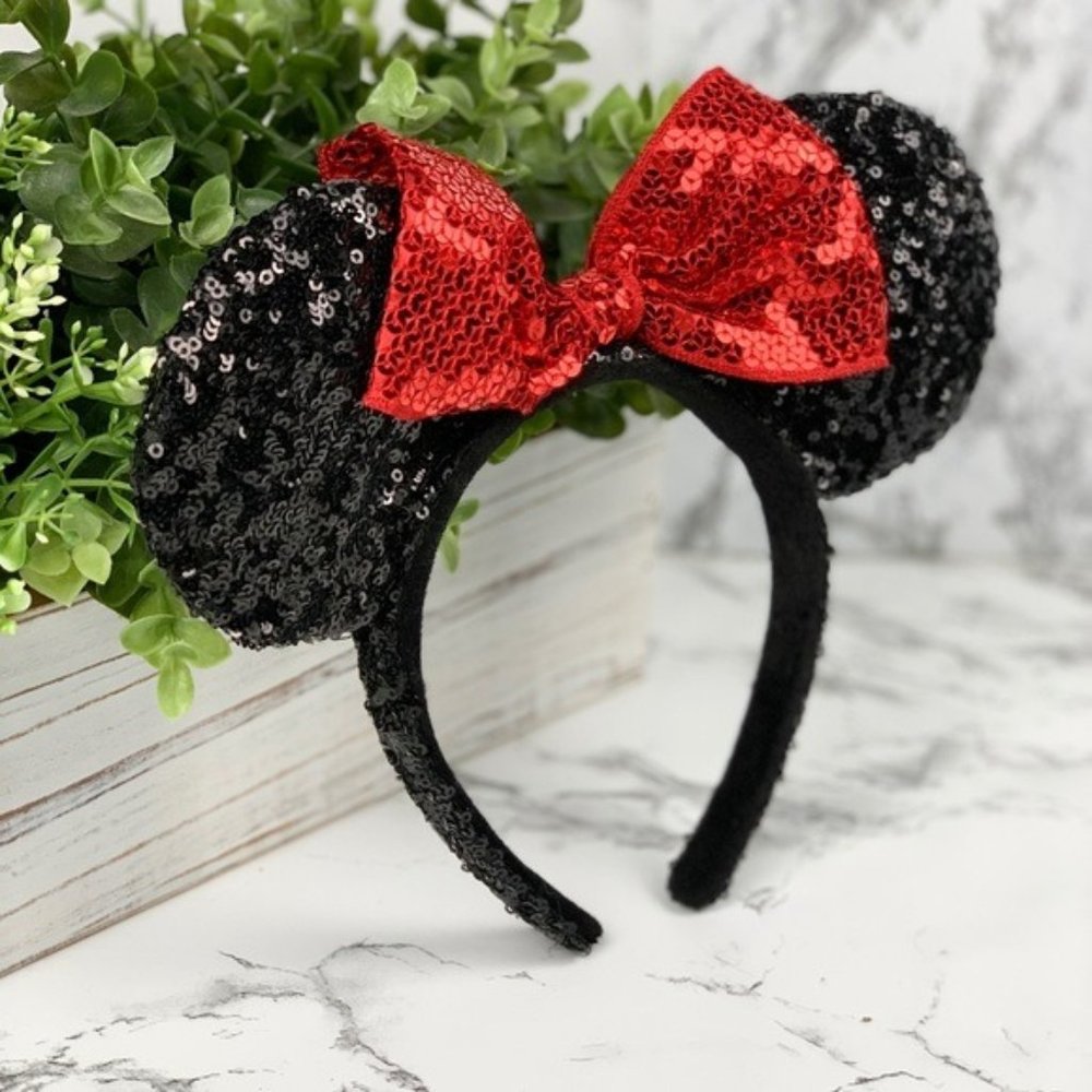 Minnie Mouse Red Bow Ears Headband